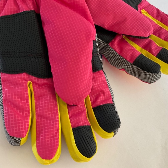 Youth-sized NANDN Cold Weather Gloves Hot Pink/Yellow Size Small NWT - Picture 5 of 7